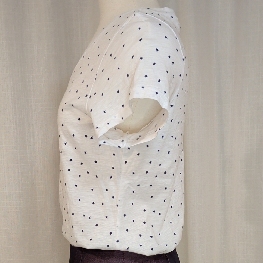 White Star Print V-Neck Women's Top - Picture 6 of 10